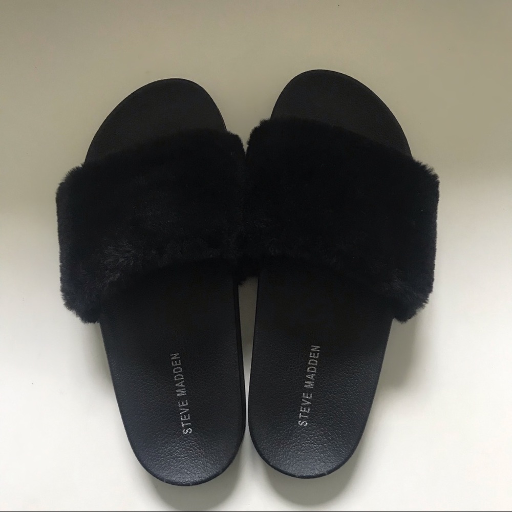 Steve Madden Fuzzy Slides